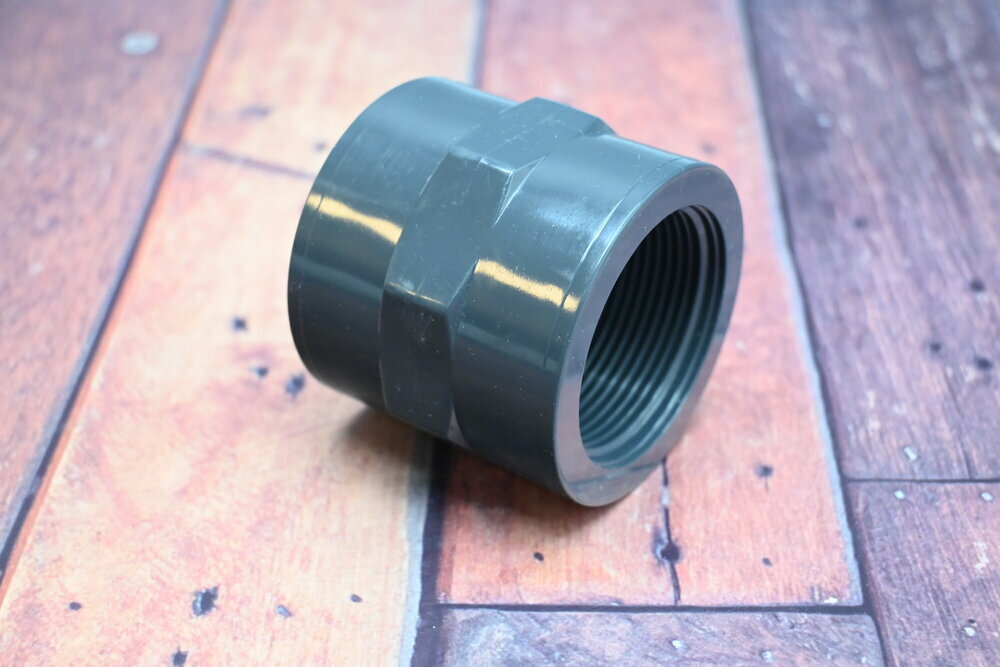 PVC Gewindemuffe mit Verstärkungsring, Klebemuffe x IG 50mm x 1 1/2" PN16