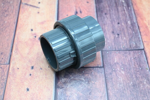 PVC 3/3 Verschraubung, Klebemuffe x Klebemuffe 63mm PN16